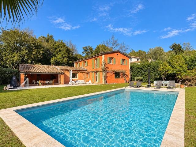 Maison location à Le Plan, Roquefort-les-Pins