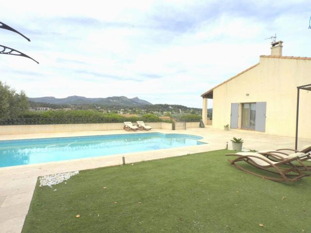 Maison location à Marseille, La Penne-sur-huveaune