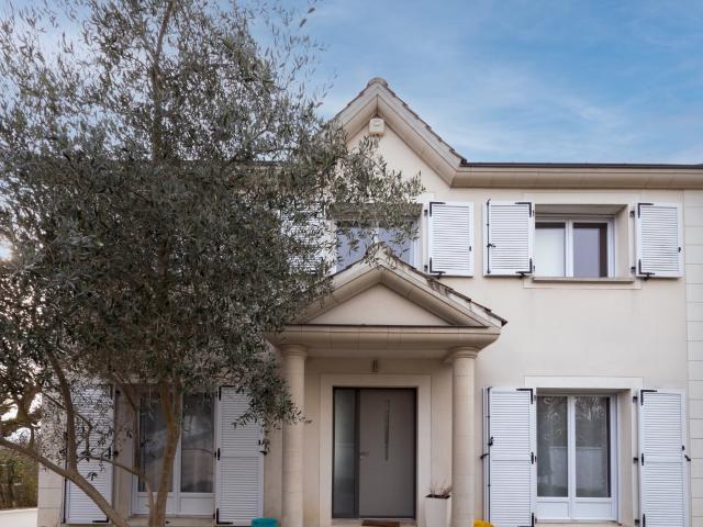 Maison location à Montigny-lès-cormeilles, Fond de Layé