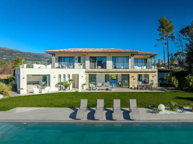 Maison location à Notre-Dame, Roquefort-les-Pins