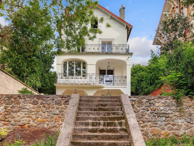 Maison location à Nanterre, Saint-cloud
