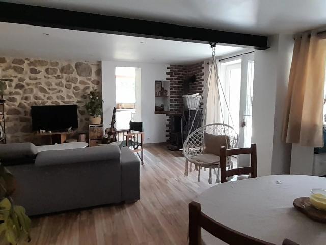 Maison location à Rochechouart, Saint-junien