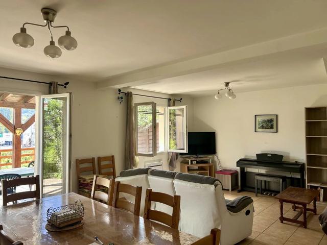 Maison location à Les Granges-Gontardes, Drôme