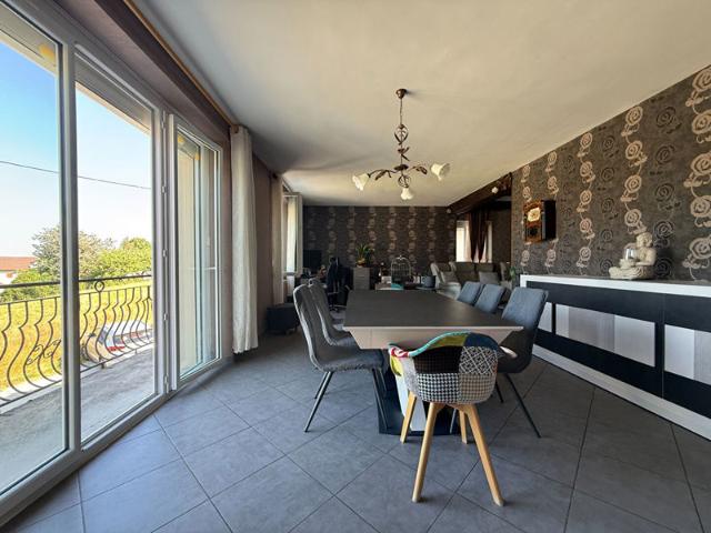 Maison vente à Saint-Claude, Meussia