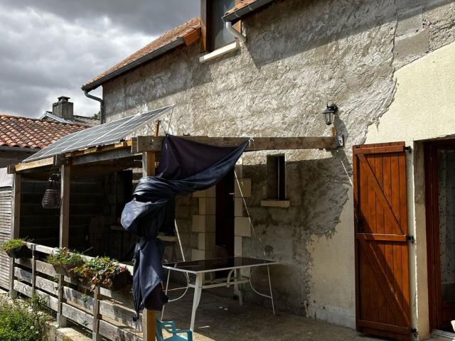 Maison vente à Mirebeau, Vienne