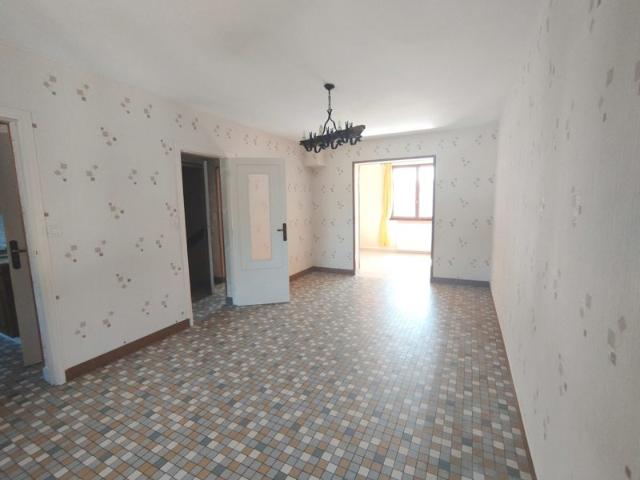 Maison vente à Soissons, Ambrief