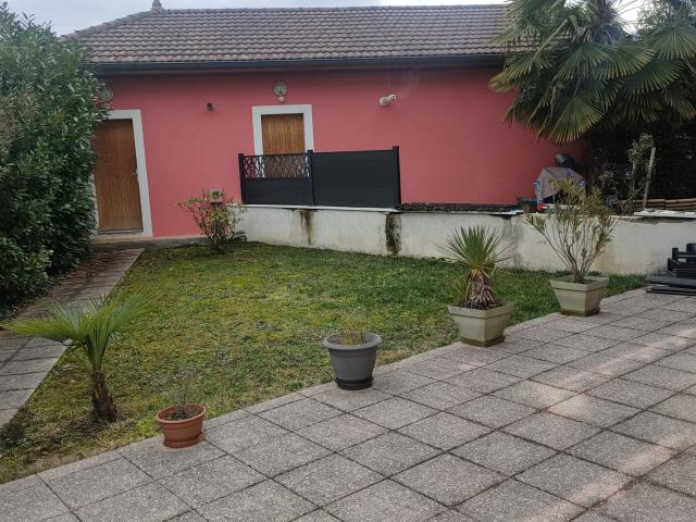 Maison vente à Saint-Germain-la-Chambotte, Entrelacs