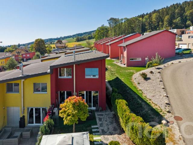 Reihenfamilienhaus kaufen in Les Geneveys-sur-Coffrane, Val-de-Ruz