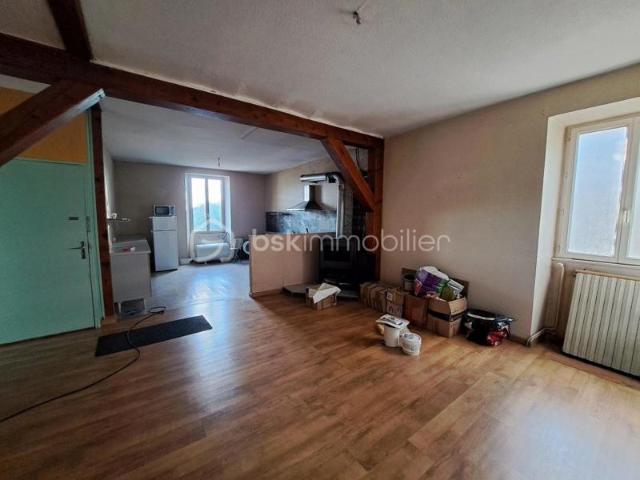 Maison vente à Lons-le-Saunier, Equevillon