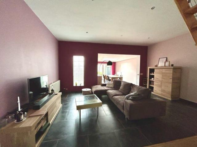 Maison location à Courcelles, Wallonie