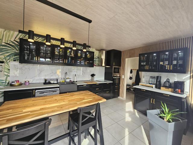 Maison vente à Vercel-Villedieu-le-Camp