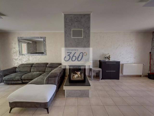 Maison vente à Louhans-Châteaurenaud, Louhans