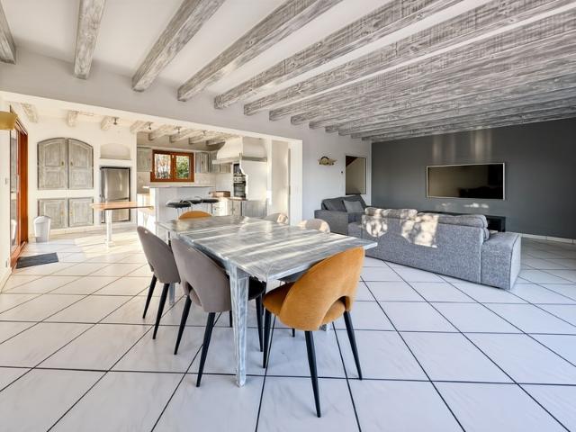 Maison vente à Gex, Prévessin-moëns