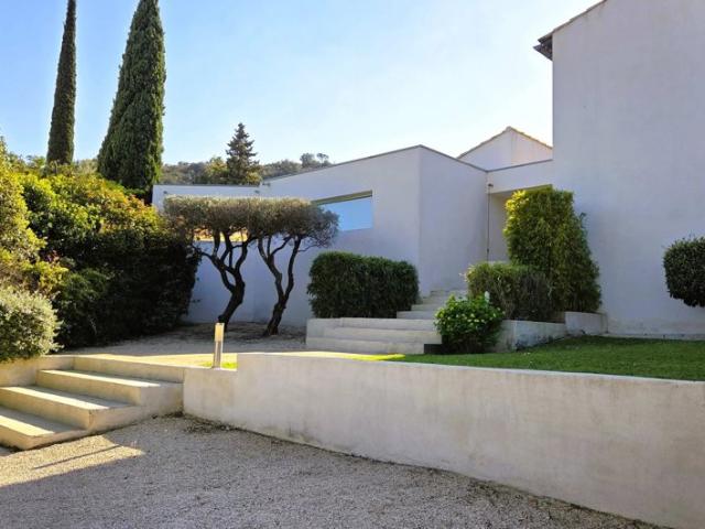Maison vente à Nîmes, Villeneuve-lès-avignon