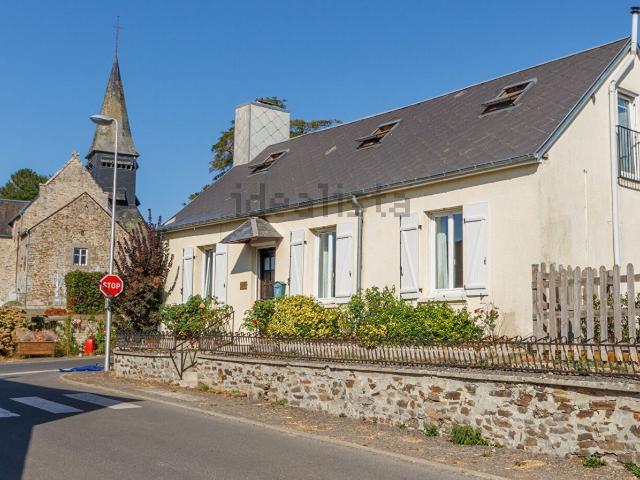 Maison vente à La Halboudière, Moncy