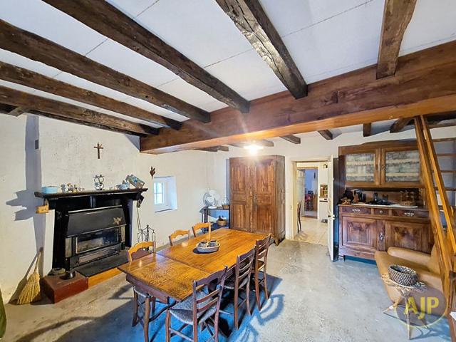 Maison vente à La Roche-sur-Yon, Montaigu
