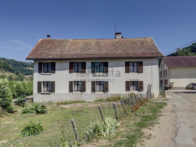 Maison vente à Vernois-le-Fol, Glère