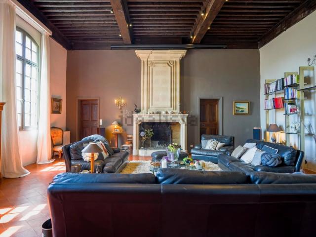 Maison vente à Montaren, Montaren-et-Saint-Médiers