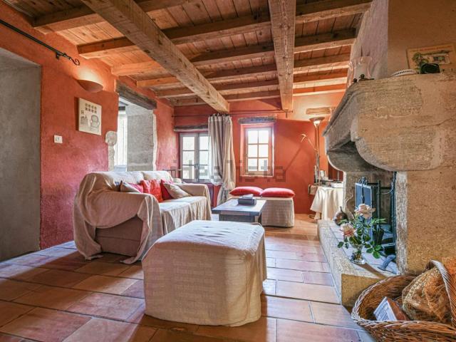 Maison vente à Montaren, Montaren-et-Saint-Médiers