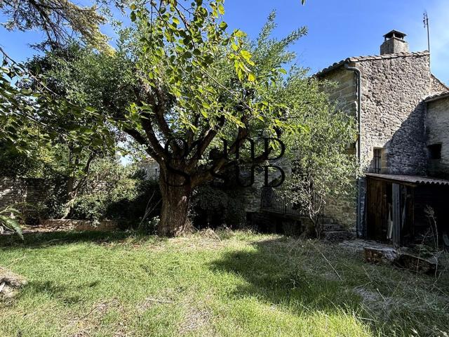 Maison vente à Montaren, Montaren-et-Saint-Médiers