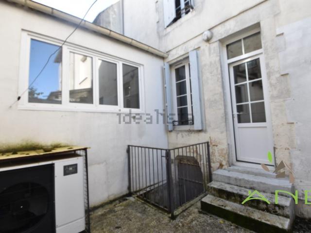 Maison vente à Le Pinier, Montbron