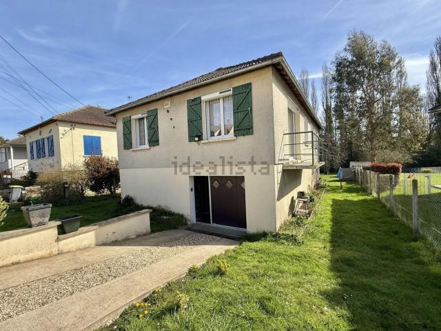 Maison vente à Fresneaux-Montchevreuil, Montchevreuil