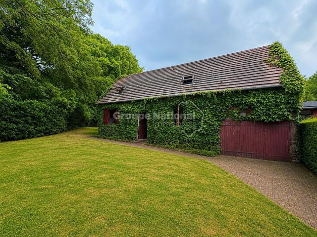 Maison vente à Fresneaux-Montchevreuil, Montchevreuil
