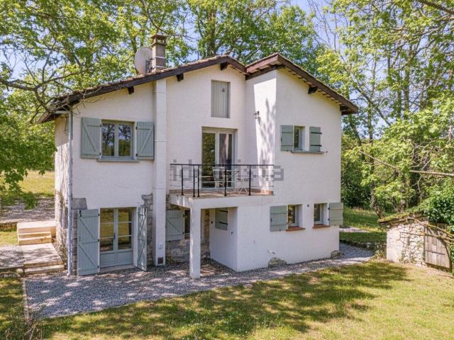 Maison vente à Montcuq, Montcuq-en-Quercy-Blanc