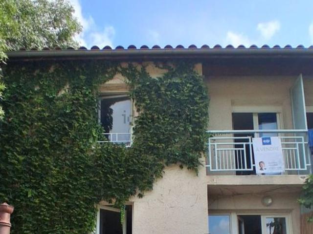 Maison location à Montcuq, Montcuq-en-Quercy-Blanc