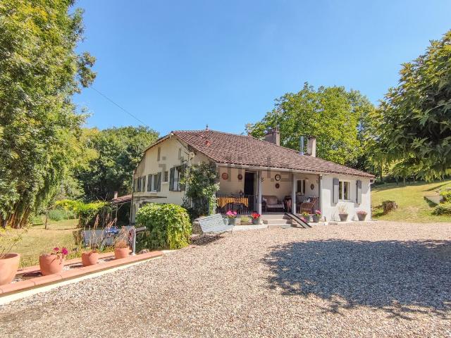 Maison vente à Montcuq, Montcuq-en-Quercy-Blanc