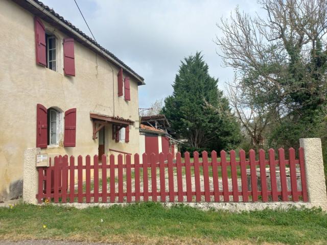 Maison vente à A la Vierge, Montesquiou