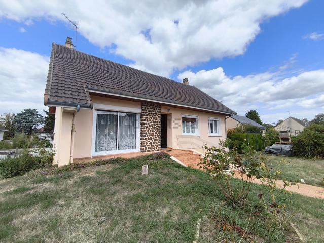 Maison vente à Montfort-le-Gesnois, Sarthe
