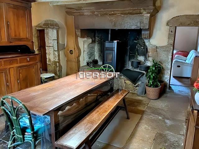 Maison vente à Montigny-lès-Vesoul, Haute-Saône