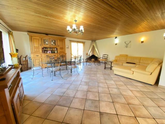 Maison vente à Vaucluse, Montjay