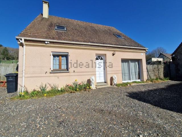 Maison vente à Les Longureaux, Montlandon