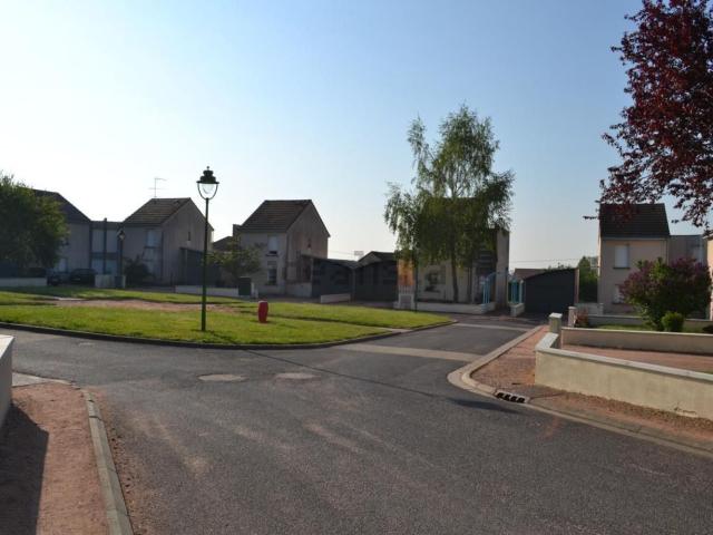 Maison location à Montmarault, Allier