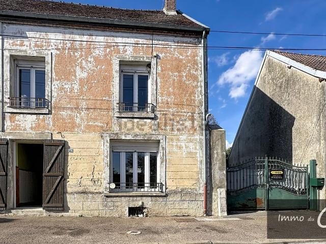 Maison vente à Ferme de la Folie, Montmirail