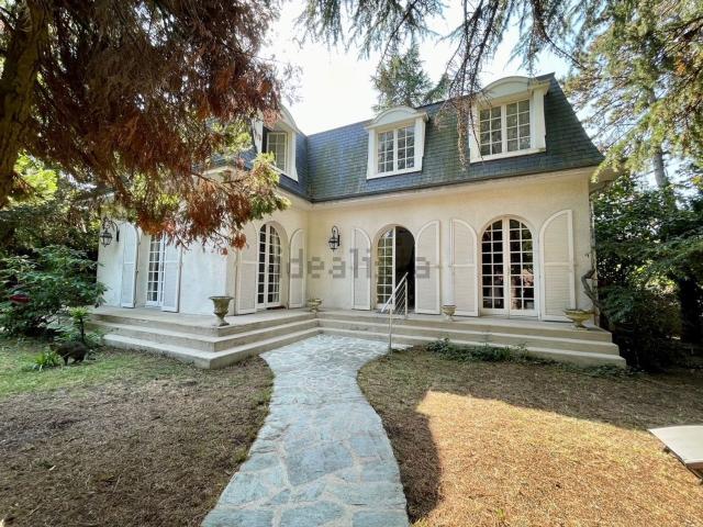 Maison location à Les Parcs de Montmorency, Montmorency