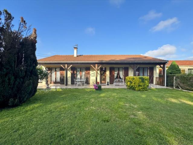 Maison vente à Montanceix, Montrem
