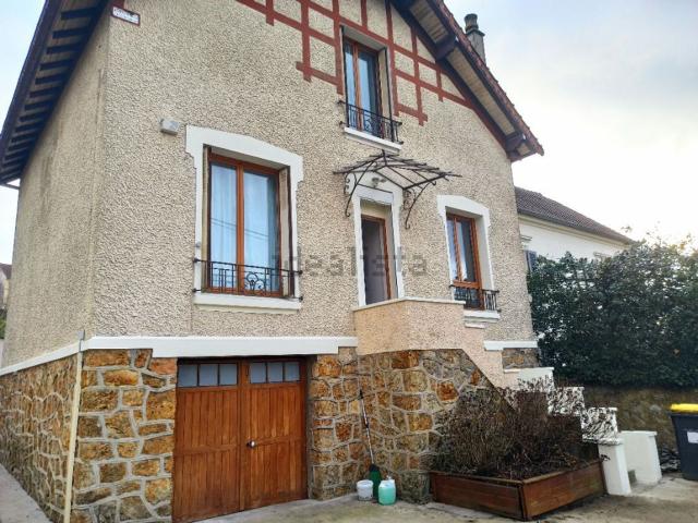 Maison location à Montreuil-aux-Lions, Aisne