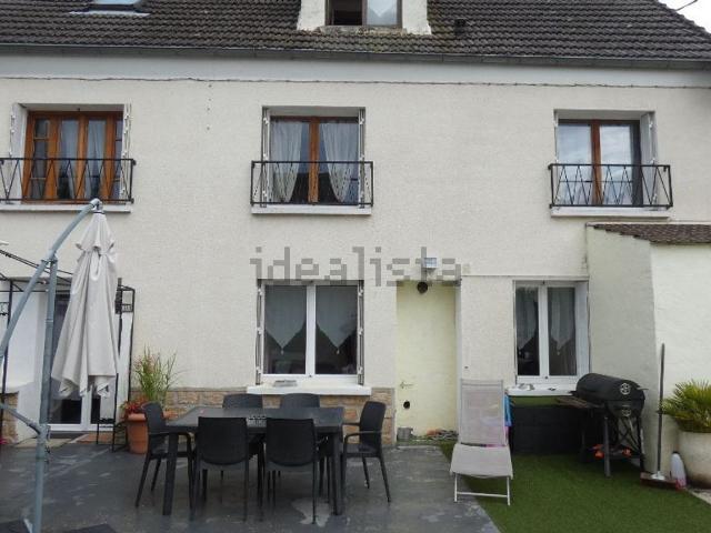 Maison location à Montreuil-aux-Lions, Aisne
