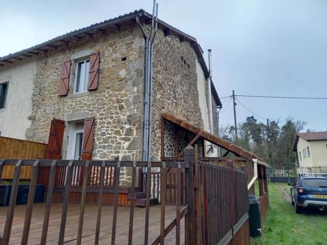 Maison vente à La Plégerie, Montrollet