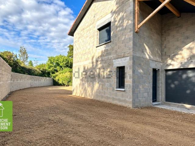 Maison location à Morestel, Isère
