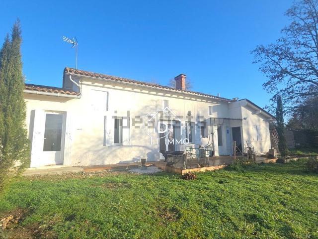 Maison vente à Coly, Le Pizou