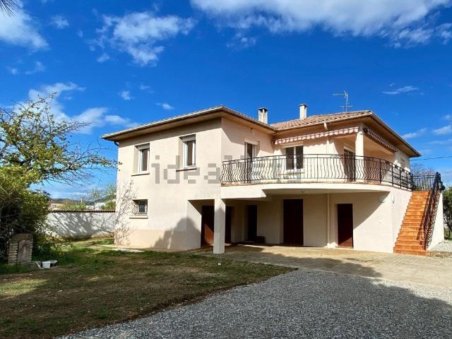 Maison location à Foyer Les Hirondelles, Mours-Saint-Eusèbe