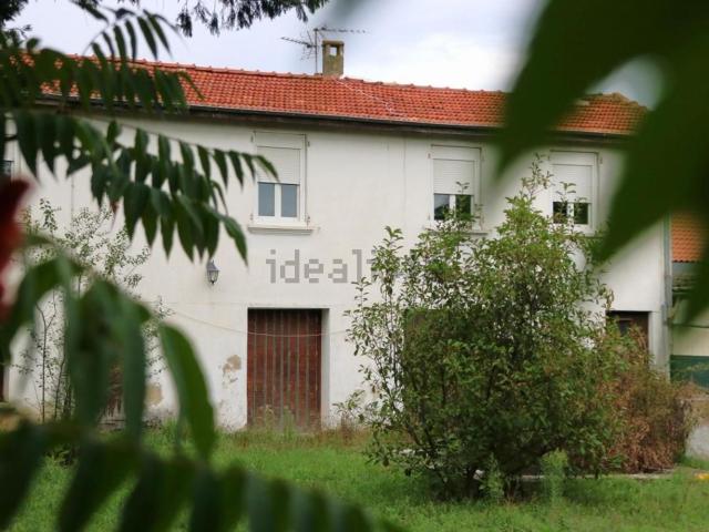 Maison vente à Foyer Les Hirondelles, Mours-Saint-Eusèbe
