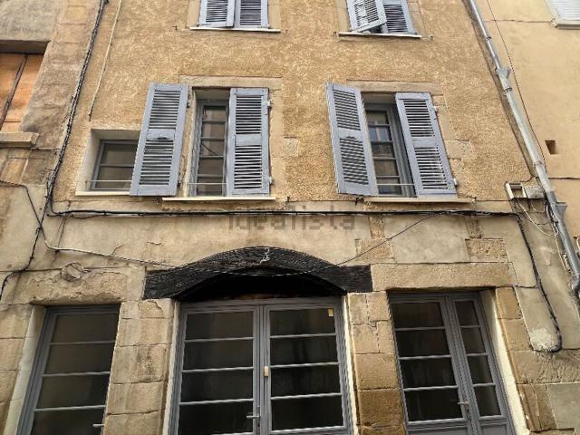Maison vente à Foyer Les Hirondelles, Mours-Saint-Eusèbe