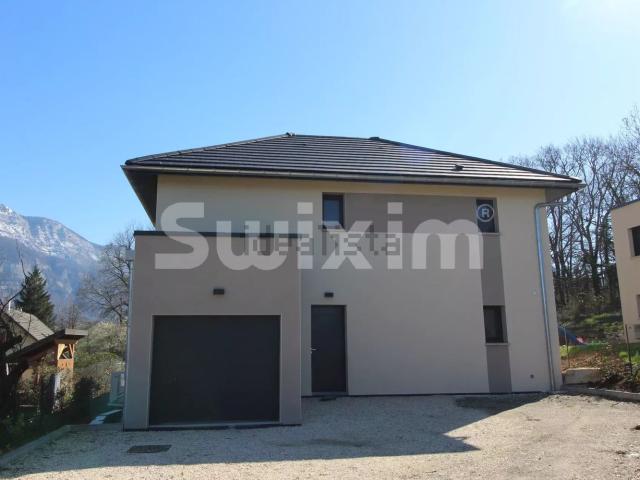 Maison vente à Le Biollay, Mouxy