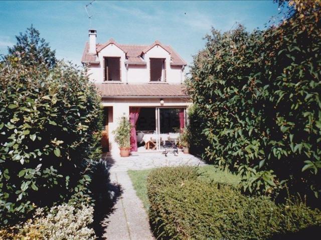 Maison location à Quartier du Plateau - Mont-Valérien, Nanterre