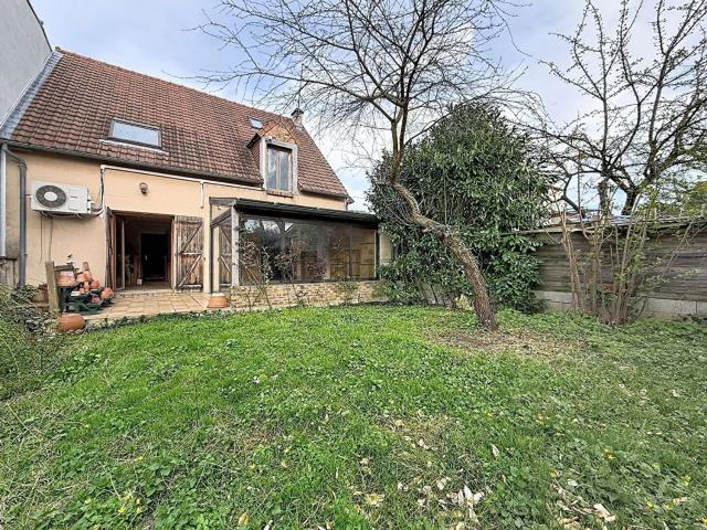 Maison vente à Quartier du Plateau - Mont-Valérien, Nanterre